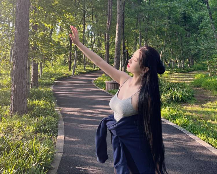 艺人背景图