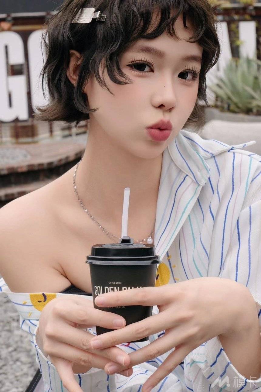 通告图片