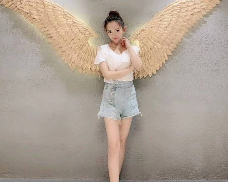 艺人背景图