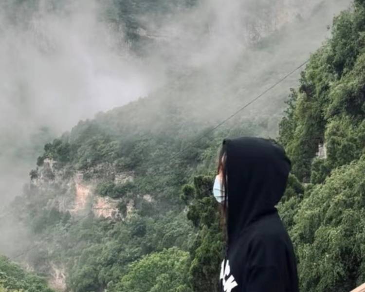 艺人背景图