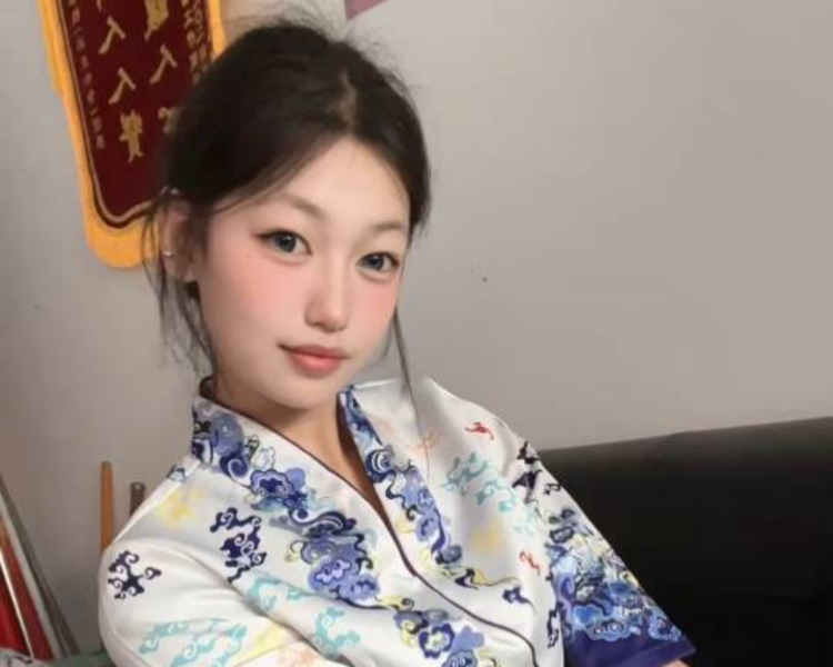 艺人背景图