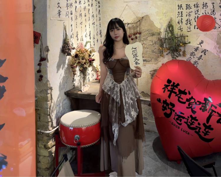 艺人背景图