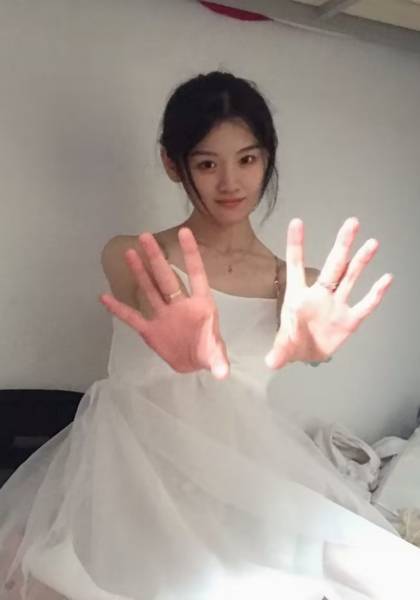 推荐艺人