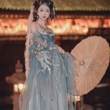 纤儿💫的微模卡作品