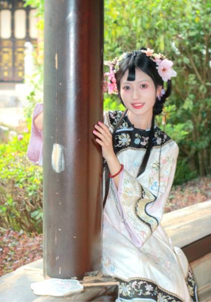推荐艺人