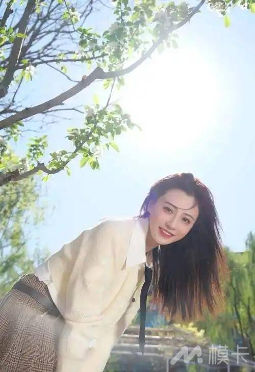 通告图片