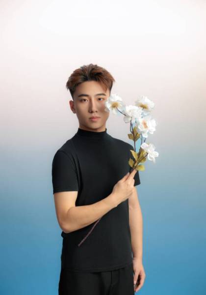 推荐艺人