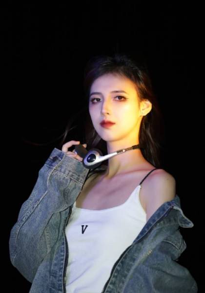 推荐艺人