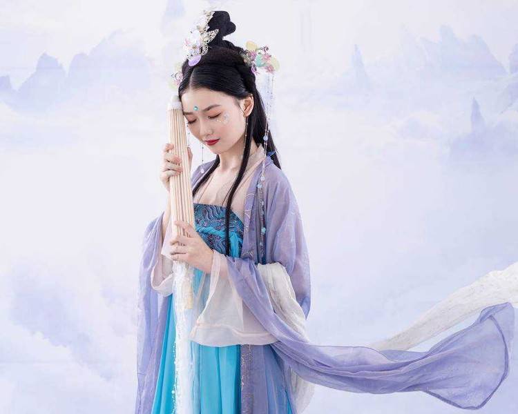艺人背景图