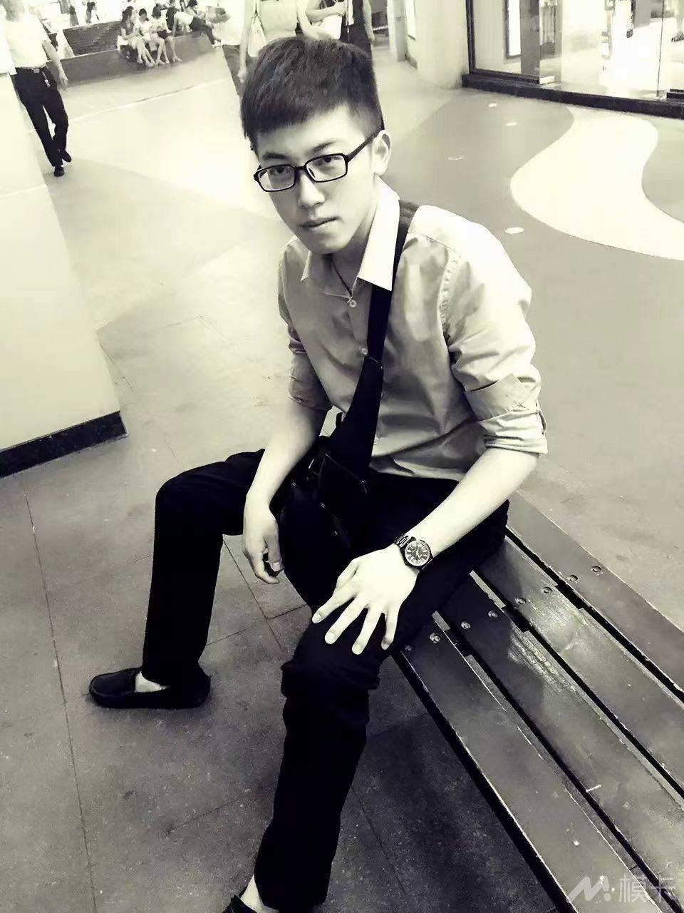 通告图片