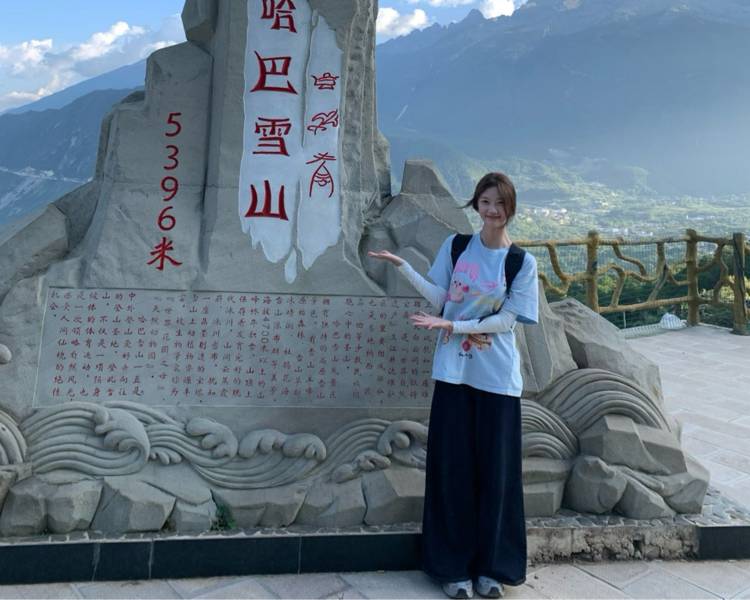 艺人背景图