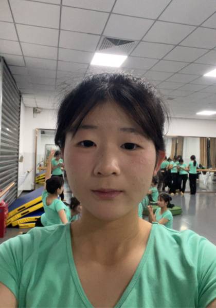 推荐艺人