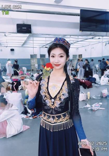 推荐艺人