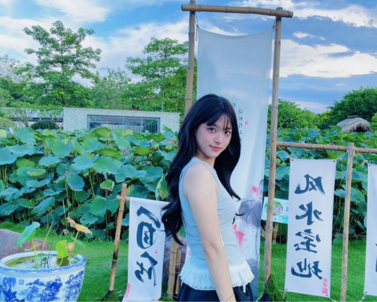 艺人背景图
