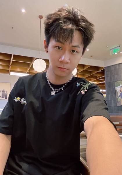 推荐艺人