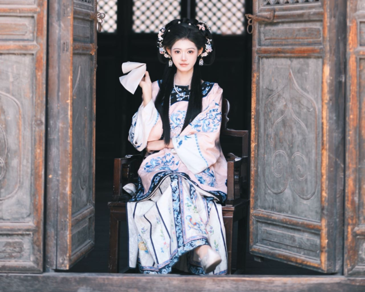 艺人背景图