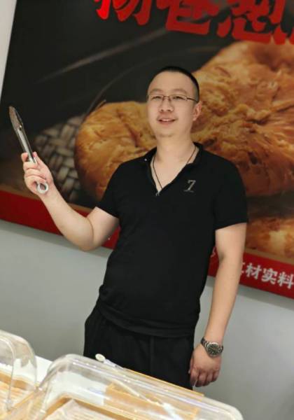 推荐艺人