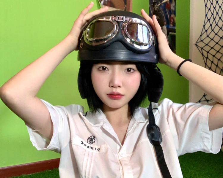 艺人背景图