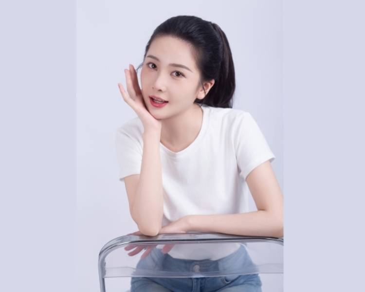 艺人背景图