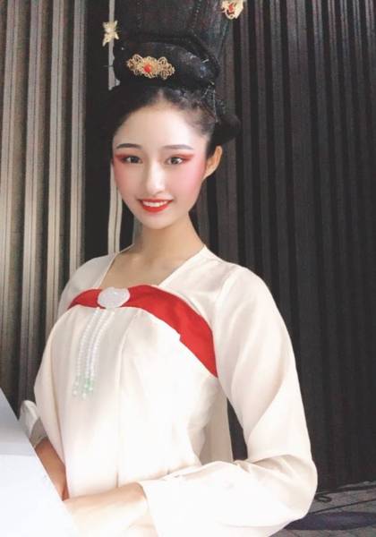 推荐艺人