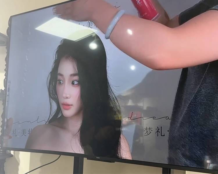 艺人背景图