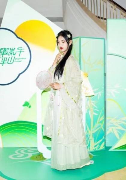 推荐艺人
