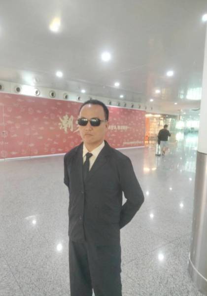 推荐艺人