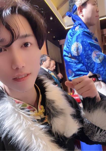 推荐艺人