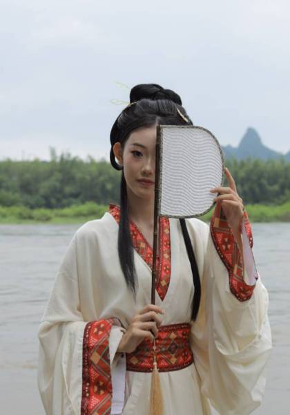推荐艺人