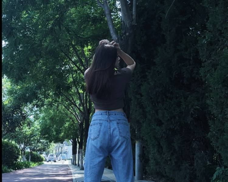 艺人背景图