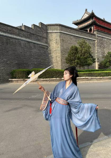 推荐艺人