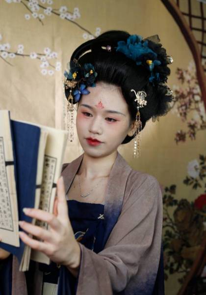 推荐艺人