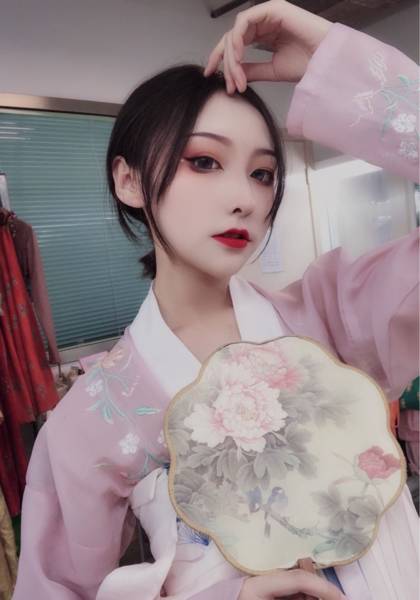推荐艺人