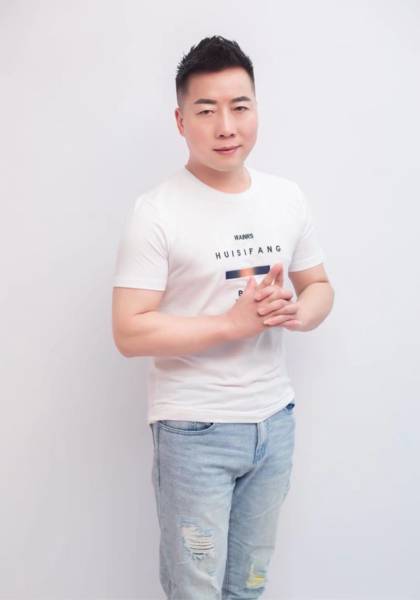 推荐艺人