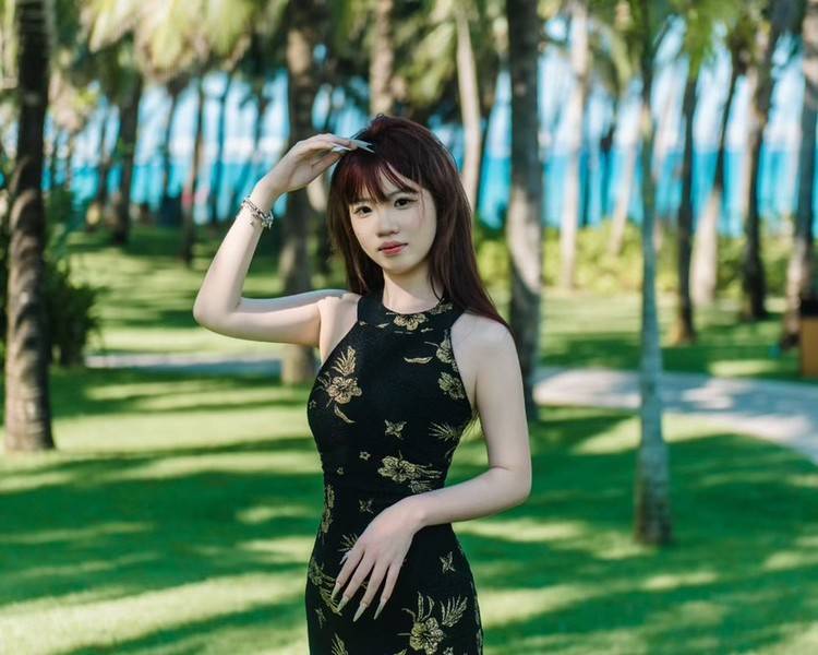 艺人背景图