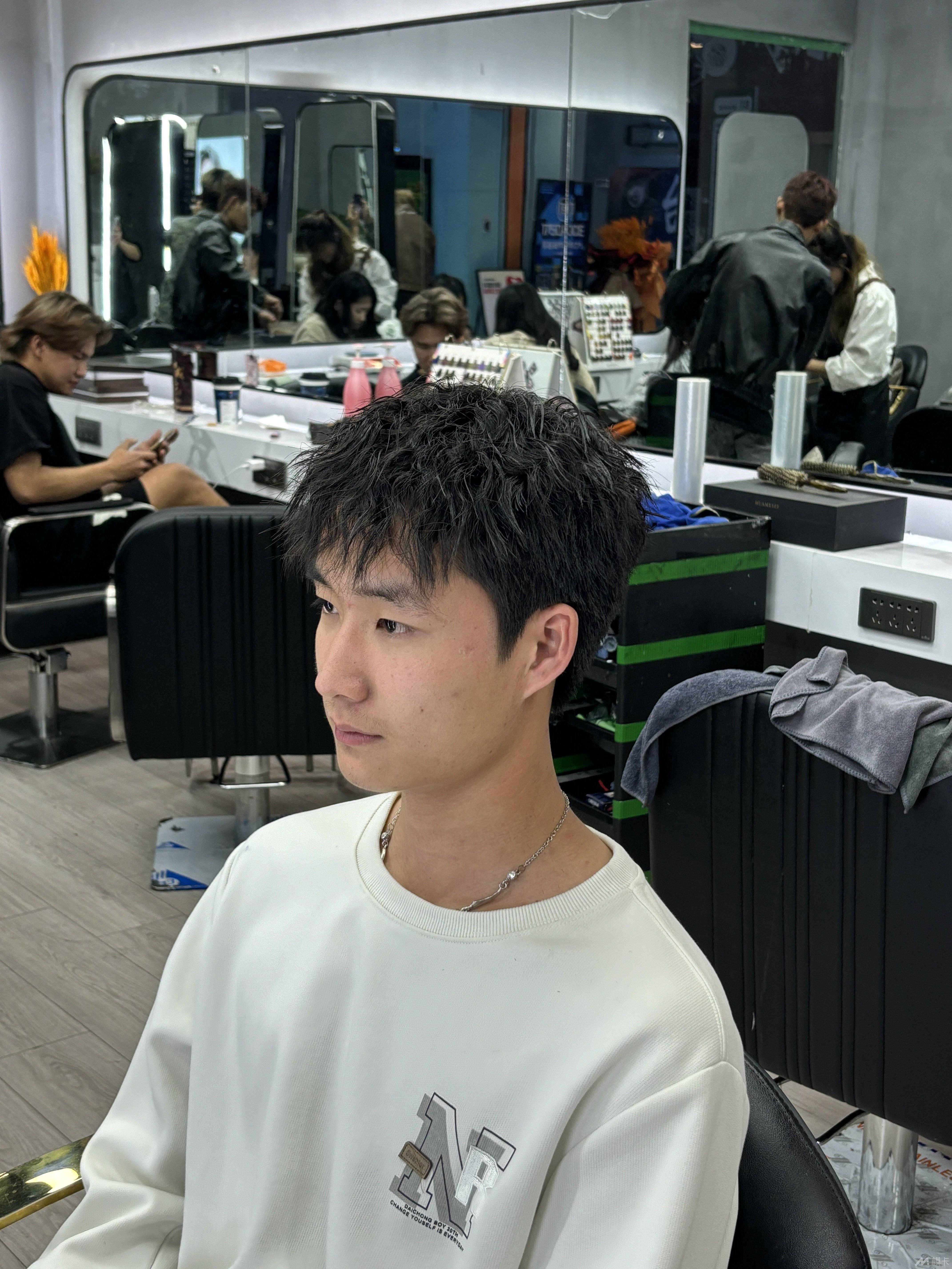 通告图片