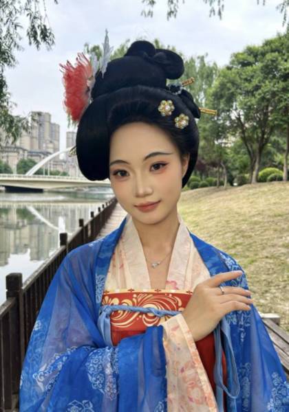 推荐艺人