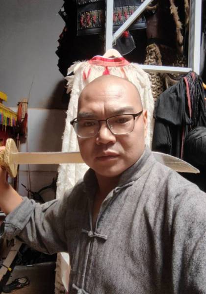 推荐艺人