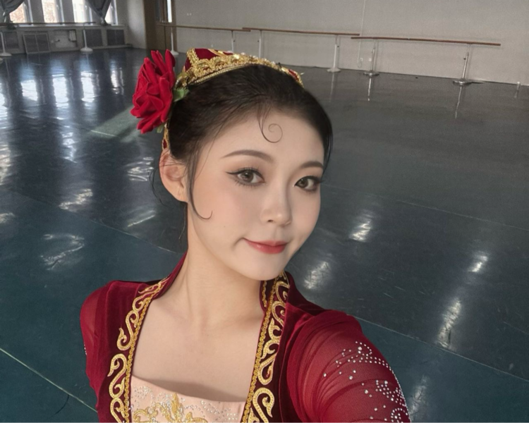 艺人背景图
