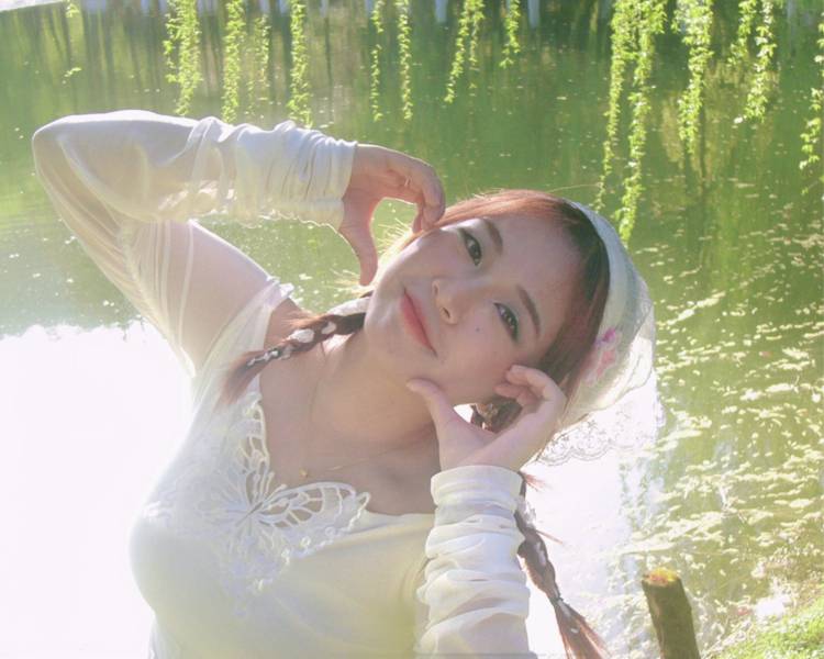 艺人背景图