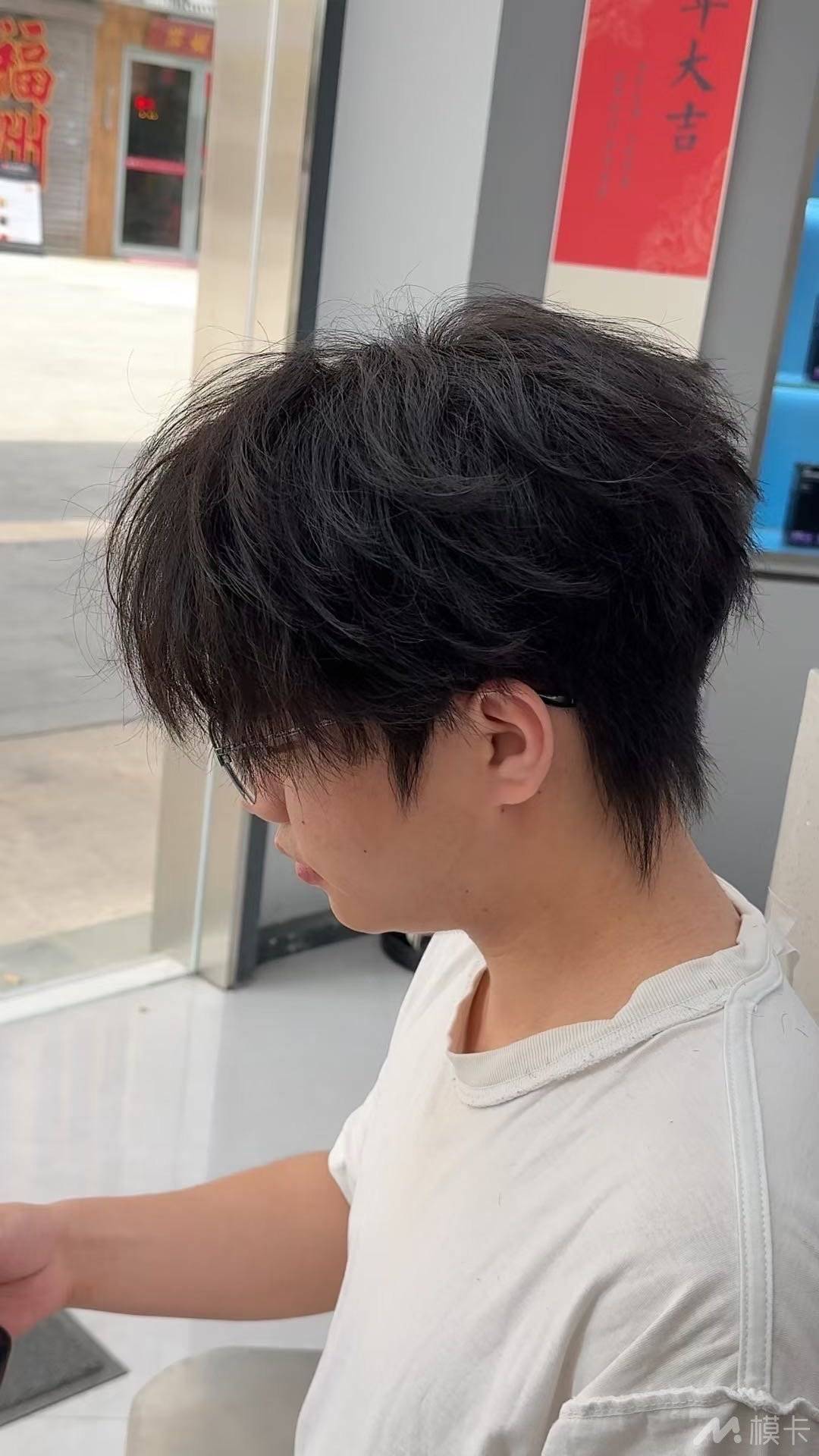 通告图片