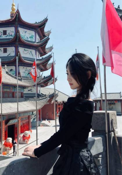 推荐艺人