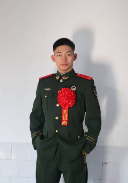 推荐艺人