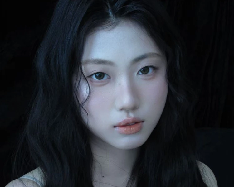 艺人背景图