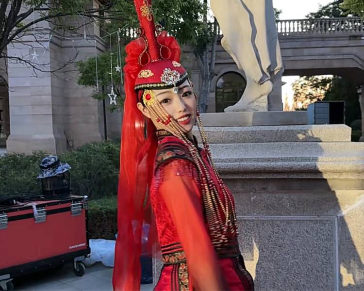 艺人背景图
