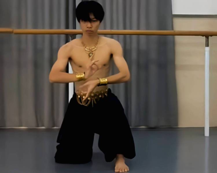 艺人背景图