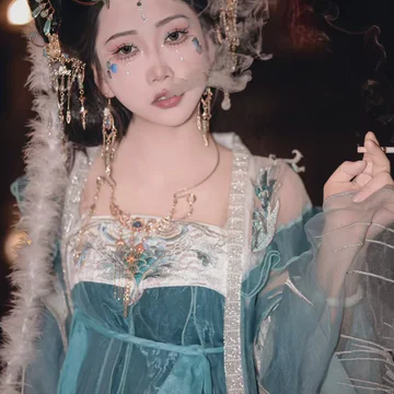 纤儿💫的微模卡作品