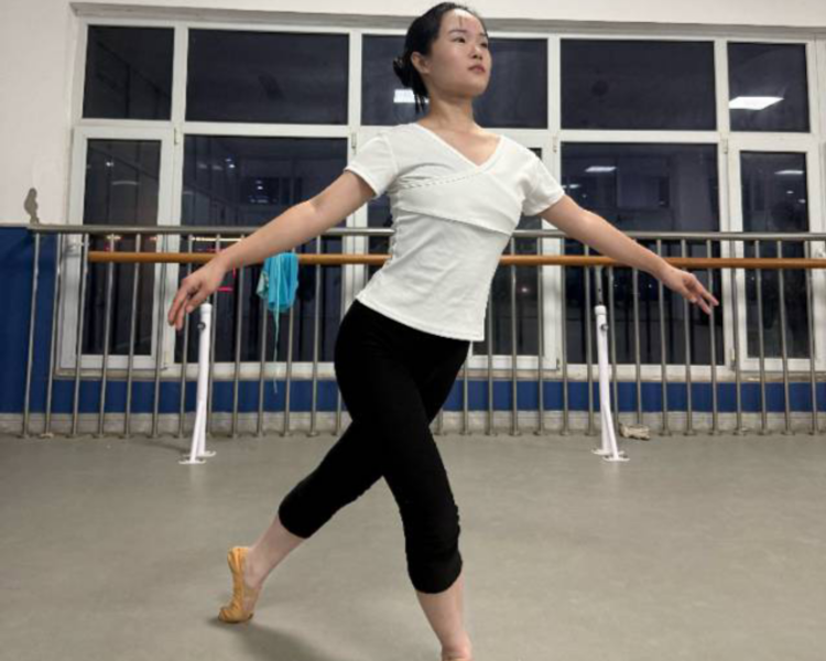 艺人背景图