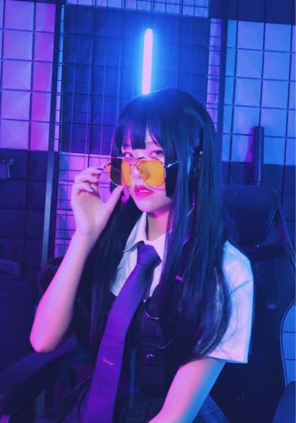推荐艺人