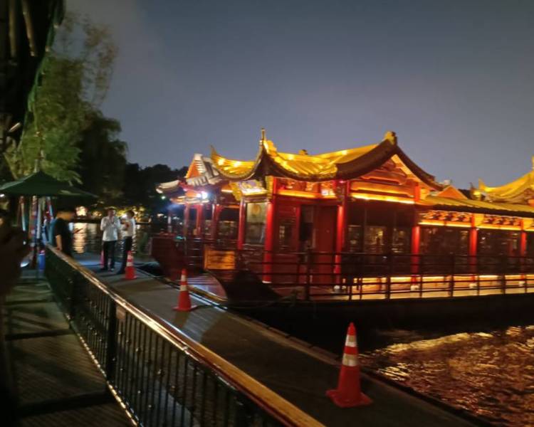 艺人背景图